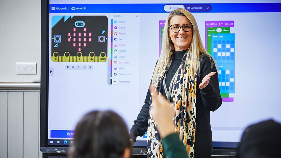 Female teacher teaching about micro:bit Makecode